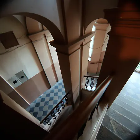 Rose & Thyme Artisan In Old Town Appartement